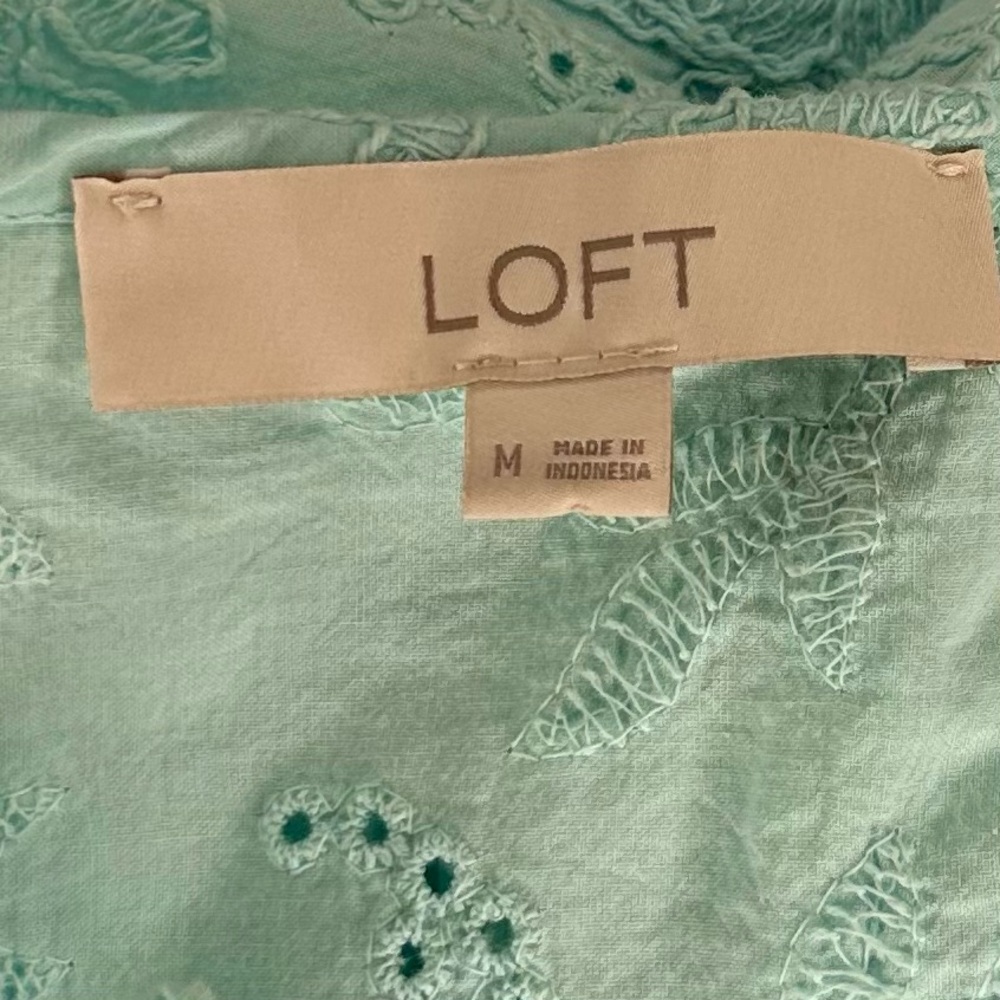 LOFT Light Aqua Blue Eyelet Embroidered Blouse Size M - Picture 8 of 11